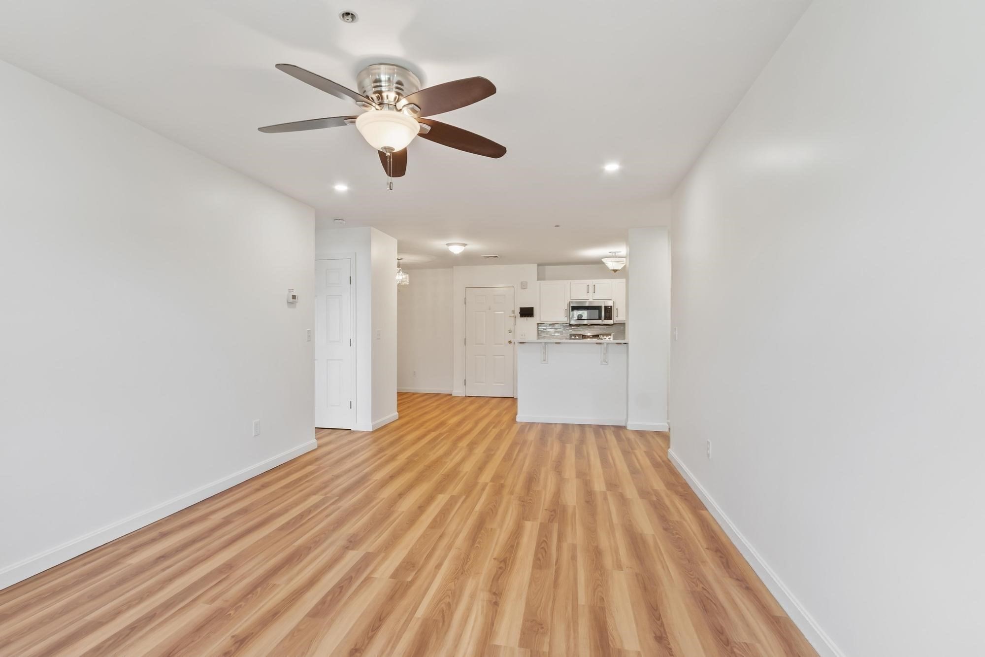 75 Walnut St # 302 Property Photo 14