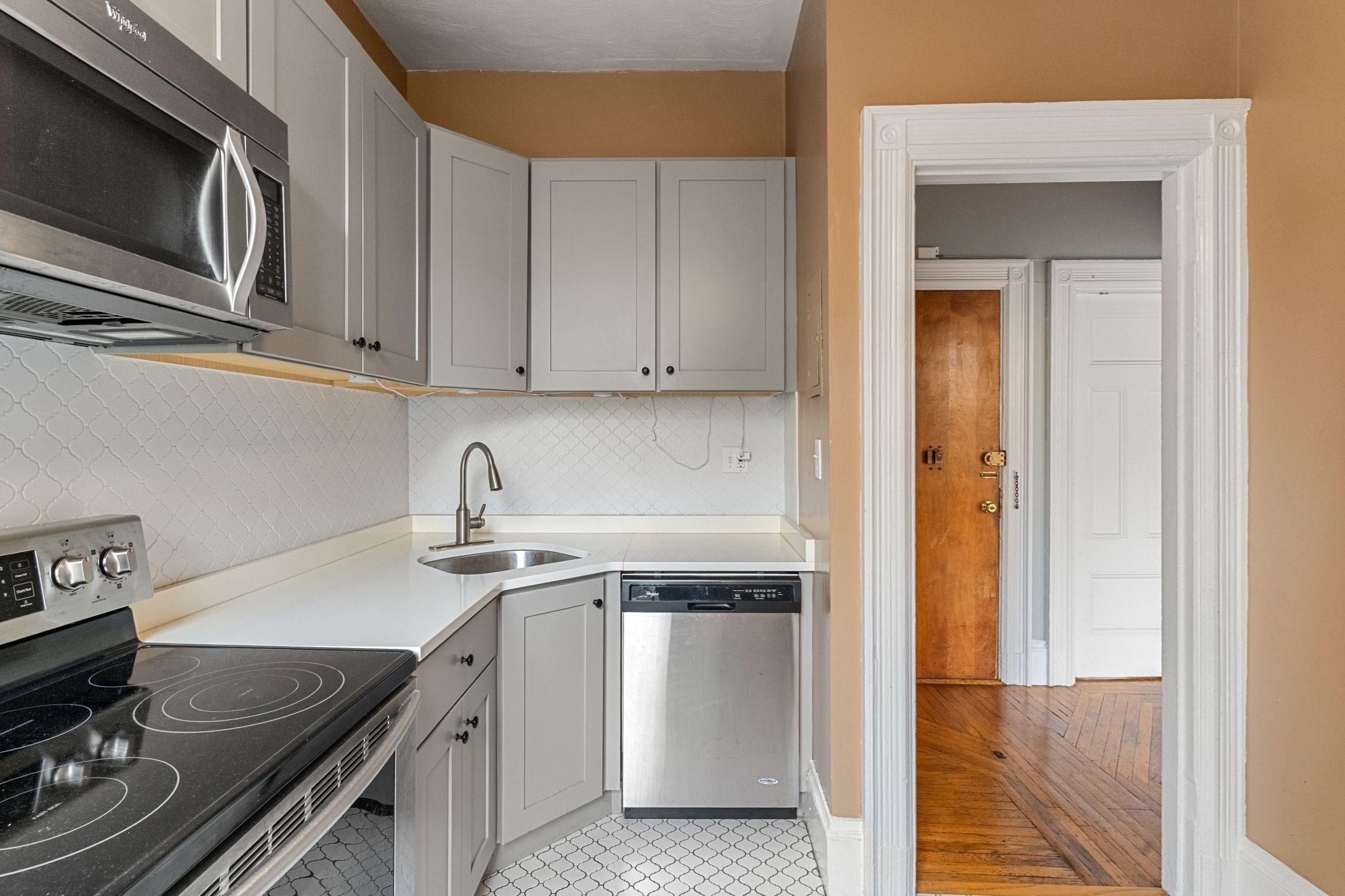 259 Beacon Street # 32 Property Photo 2
