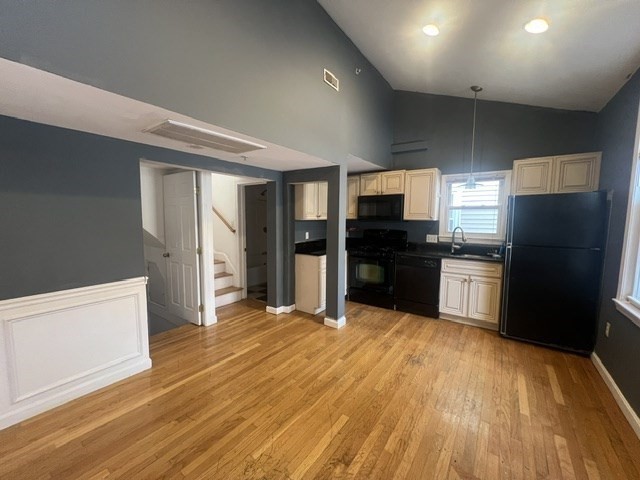 89 Spring St # 3 Property Photo 1