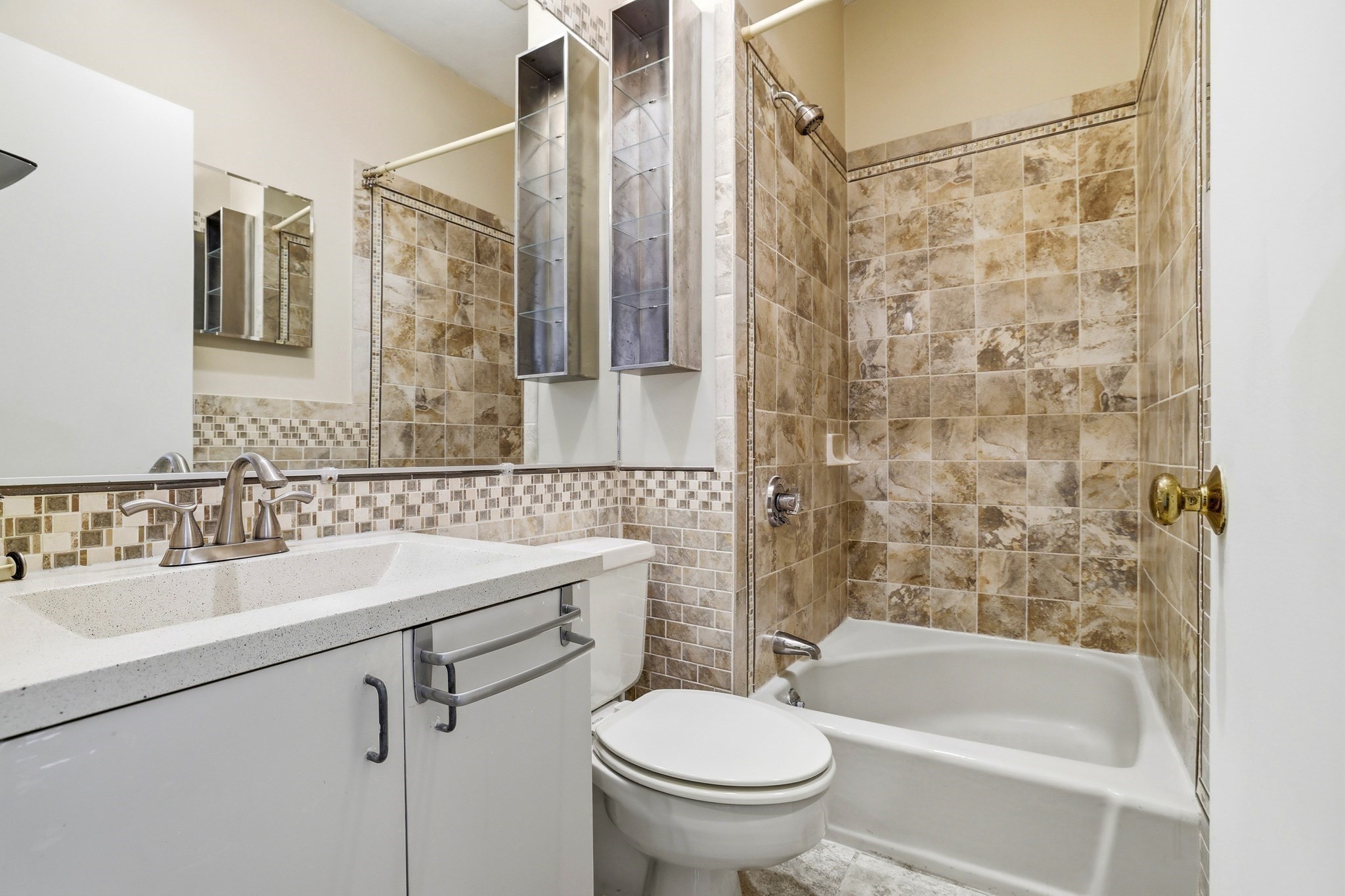 312 Columbus Ave # 4 Property Photo 12