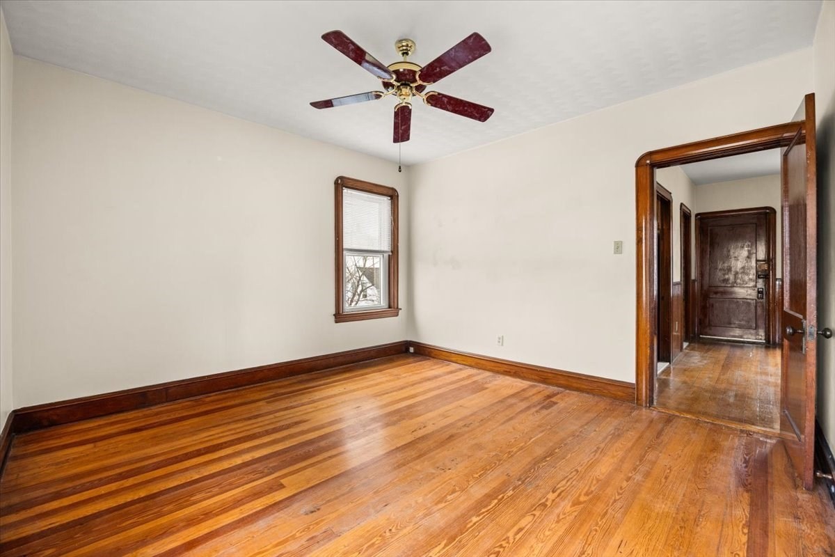 576 Slade St # 2 Property Photo 13