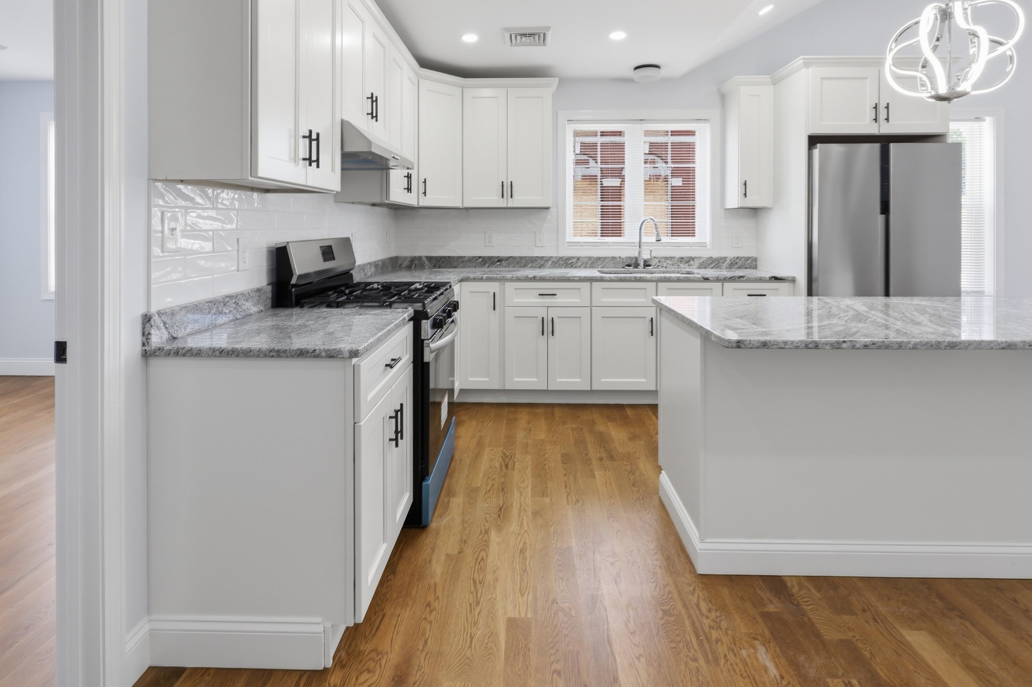489 Spring Property Photo 2
