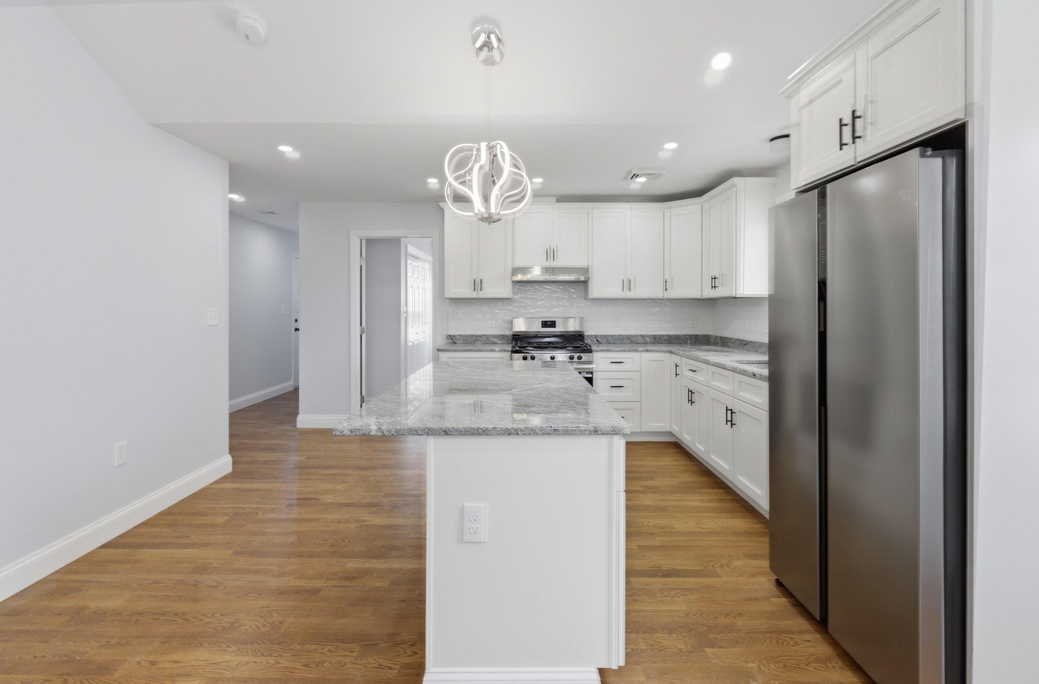 489 Spring Property Photo 4