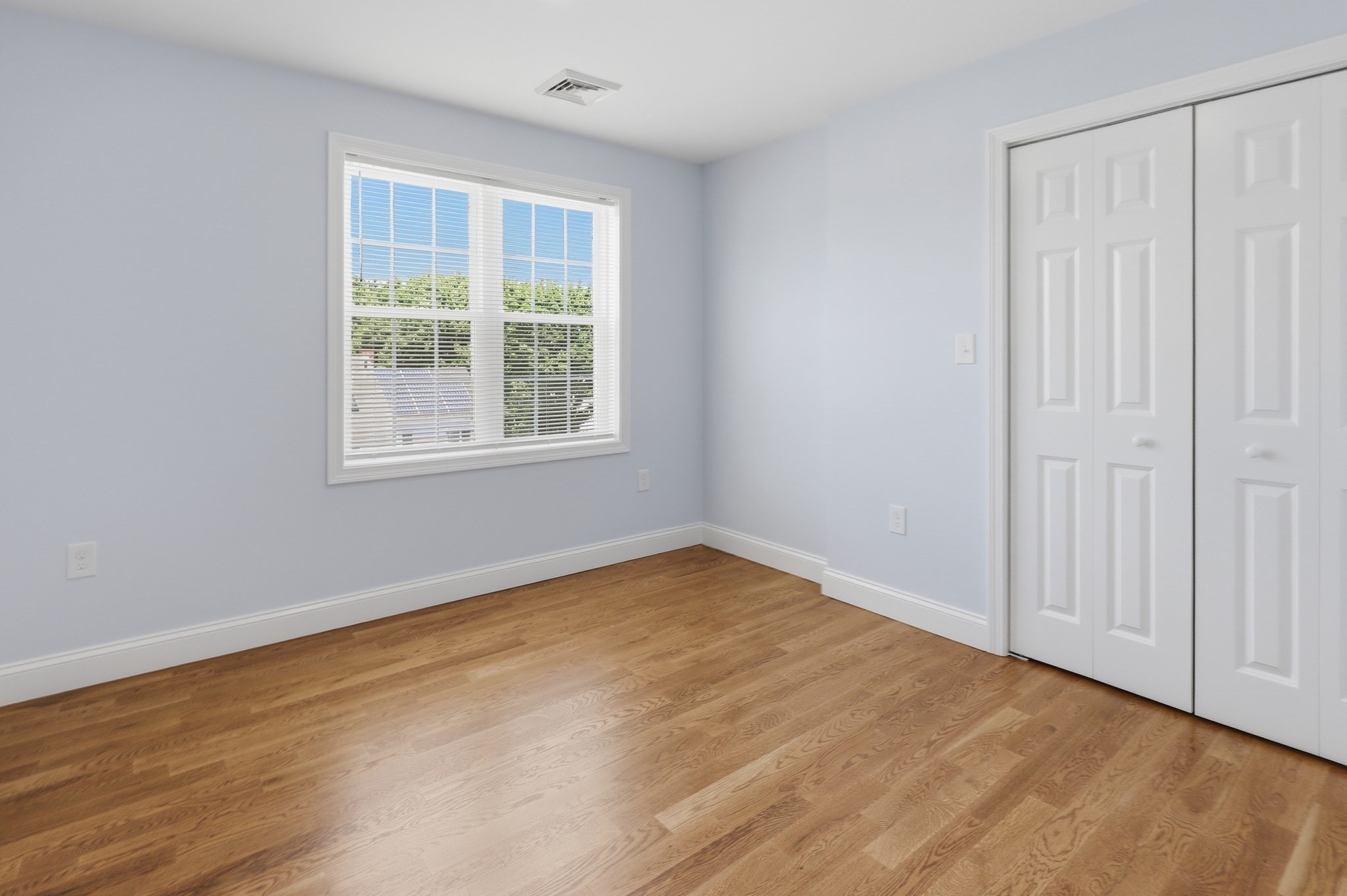 489 Spring Property Photo 10