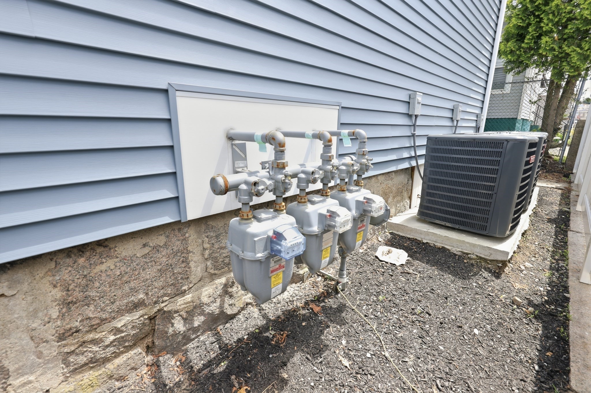 489 Spring Property Photo 18