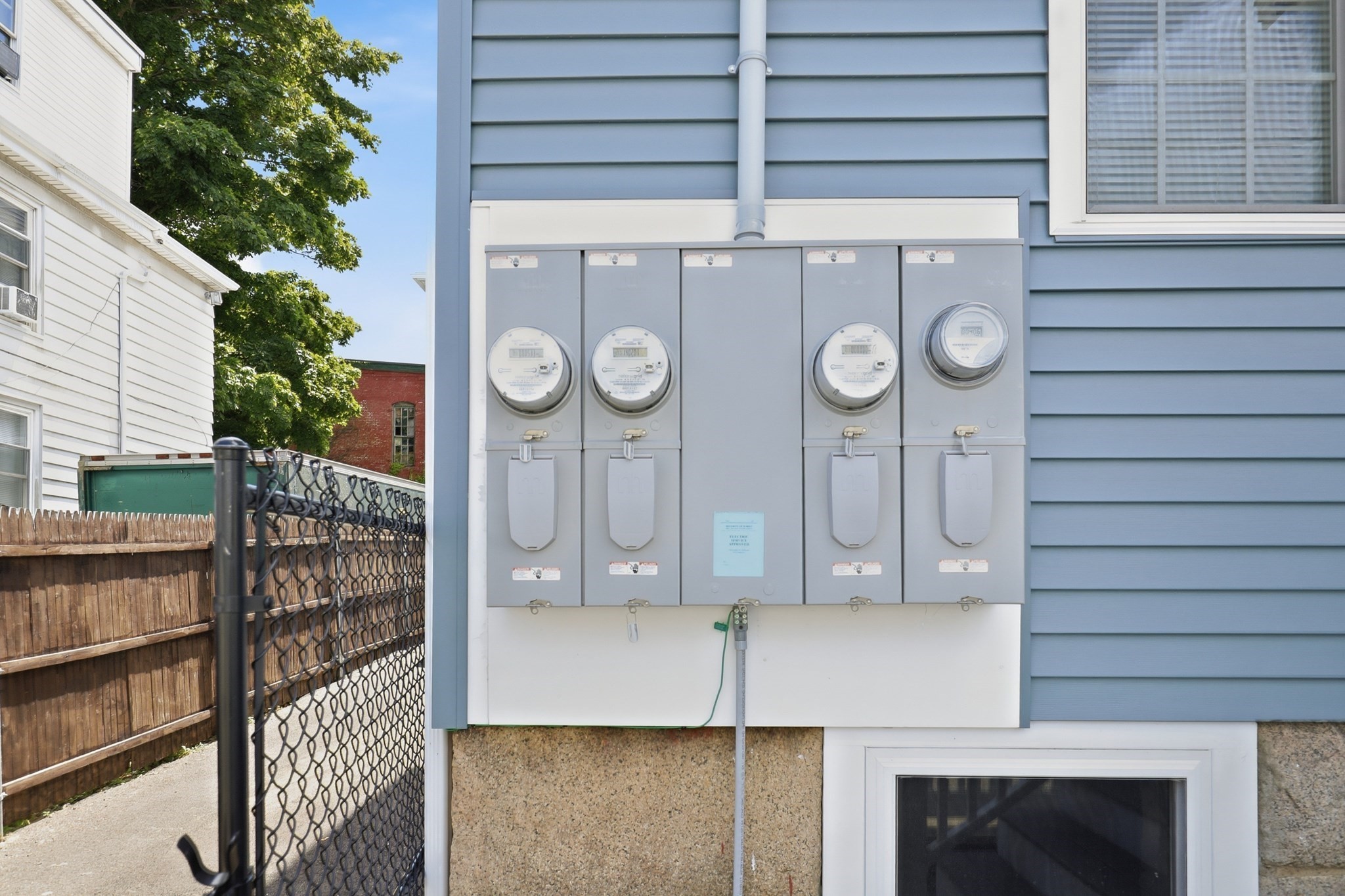 489 Spring Property Photo 19