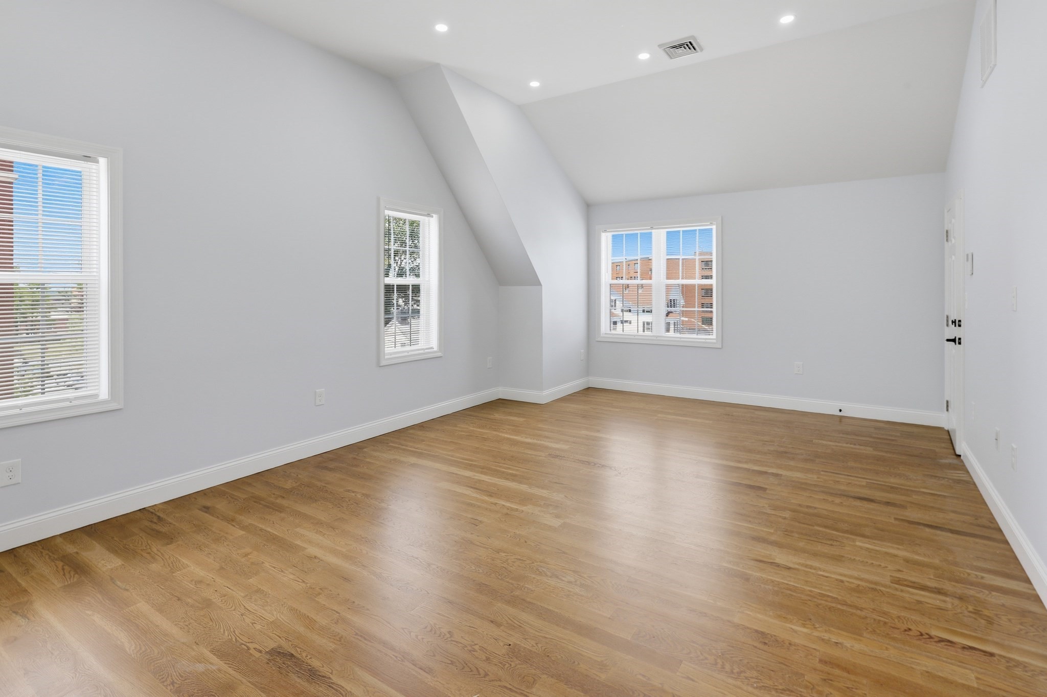 489 Spring Property Photo 26