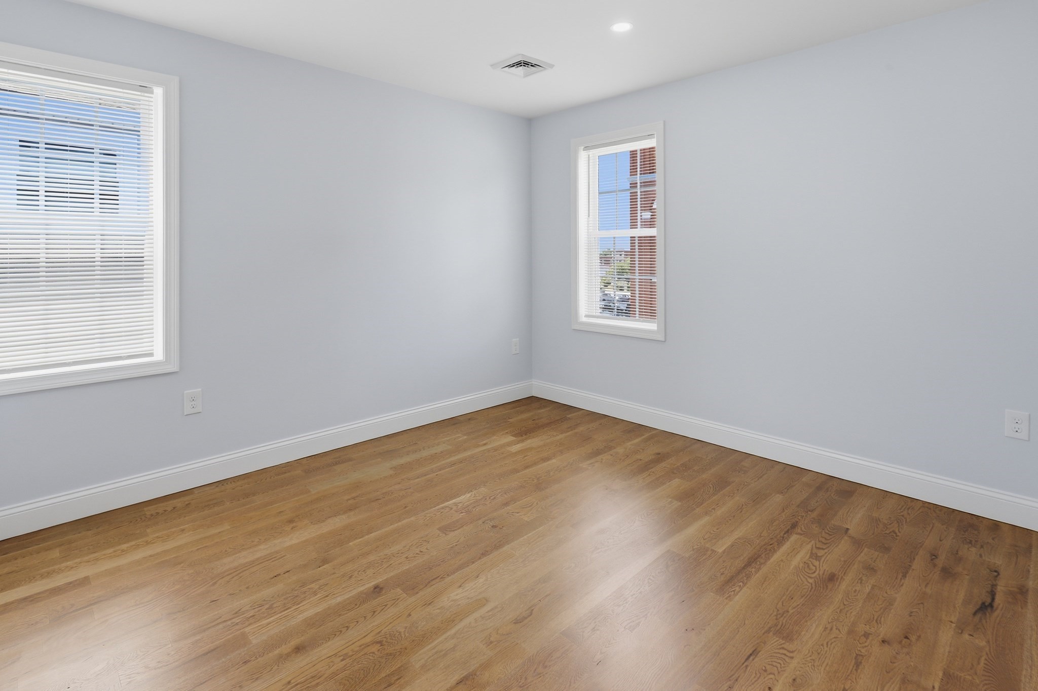 489 Spring Property Photo 28