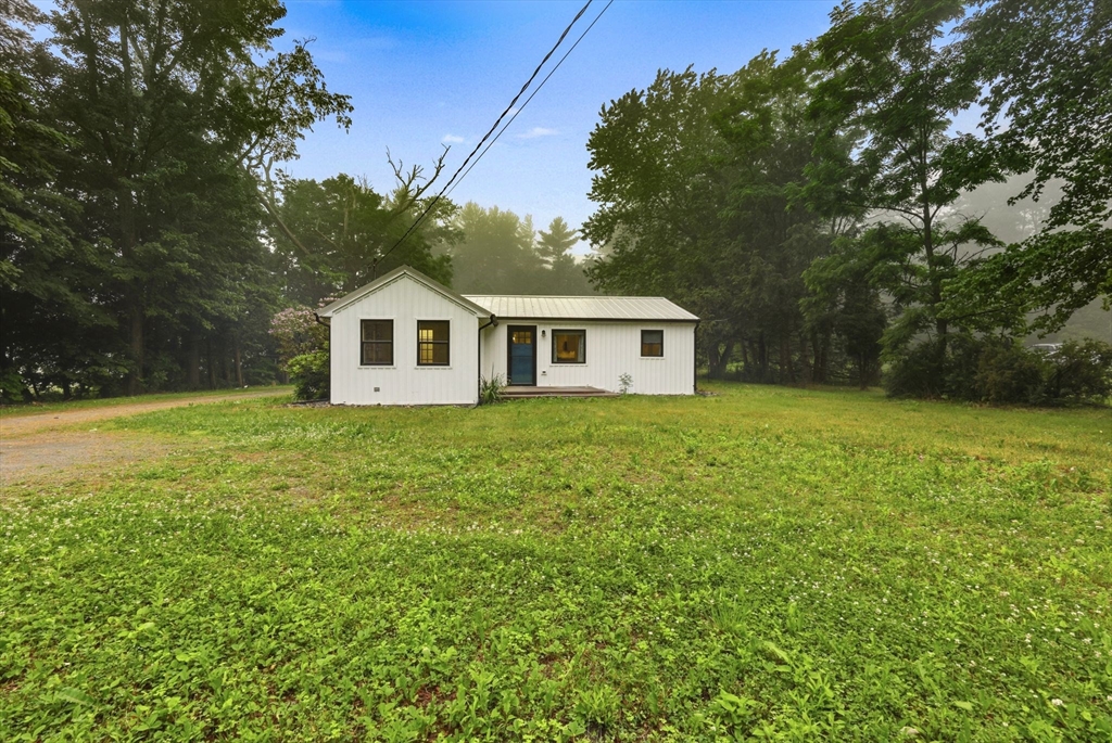 383 Huntington Rd Property Photo 1