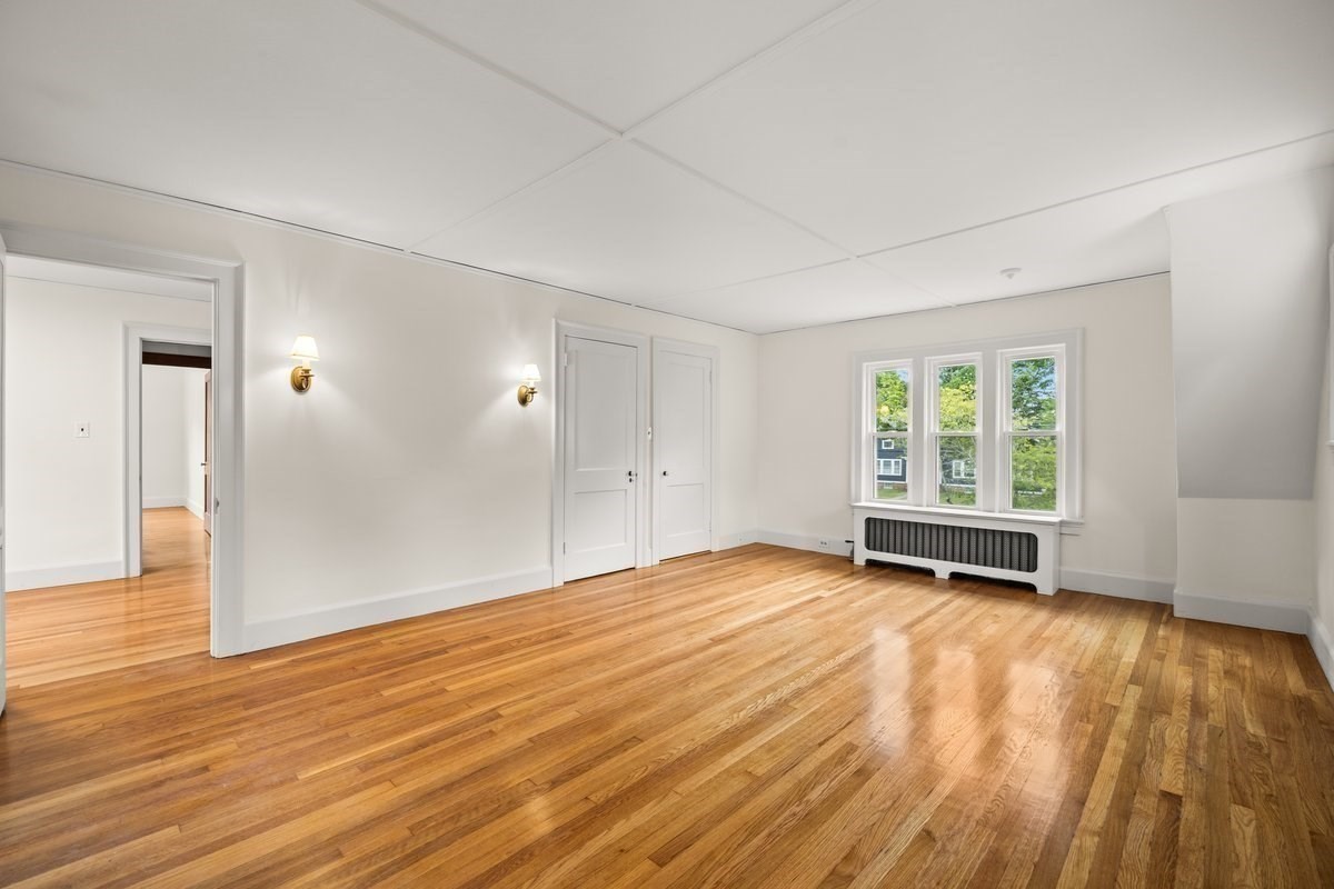 161 Moraine St Property Photo 32