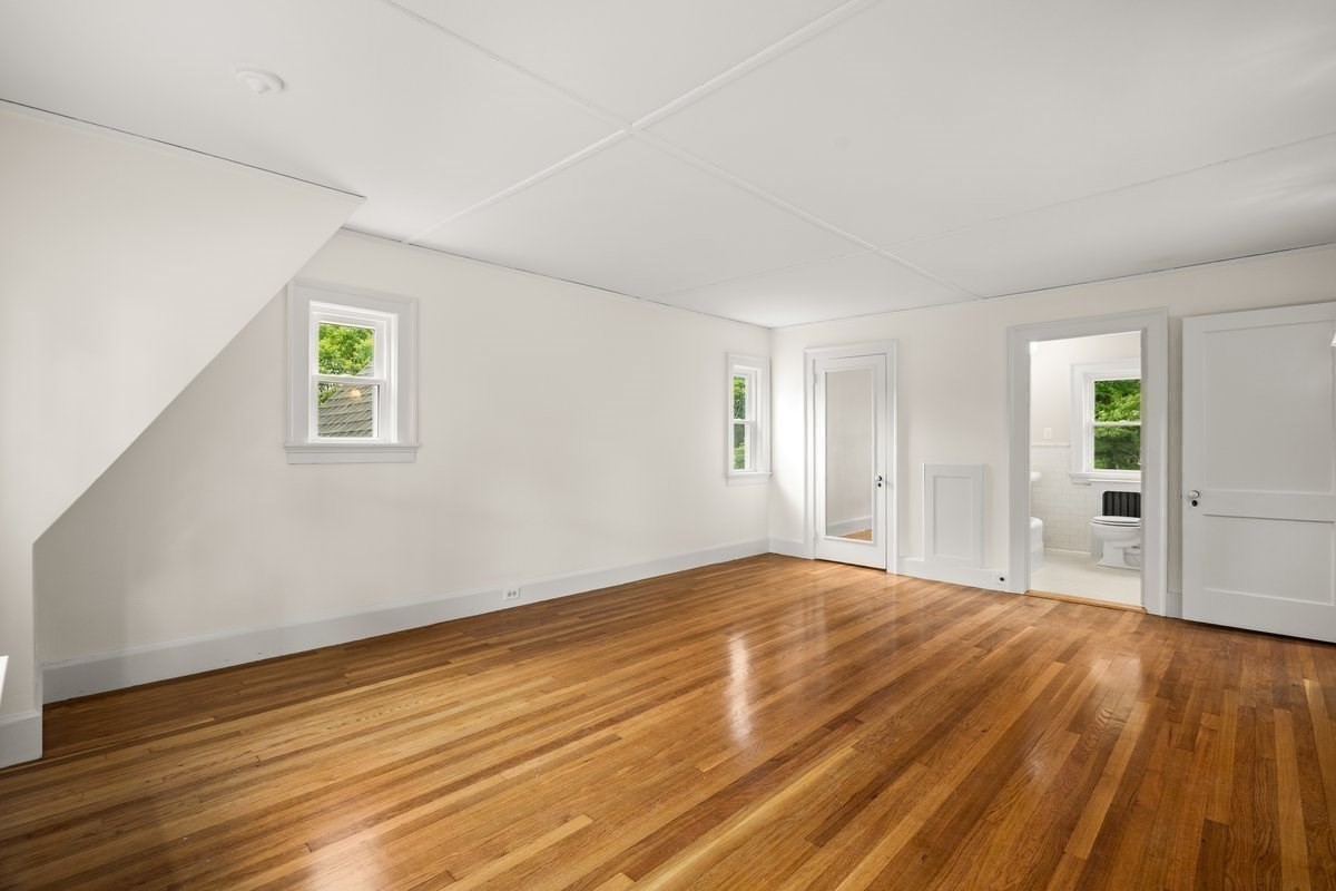 161 Moraine St Property Photo 33