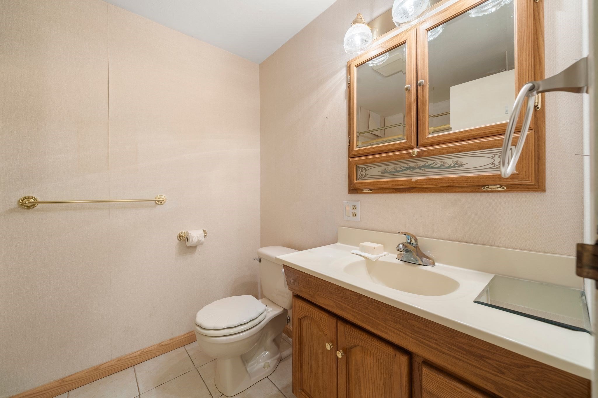 221 Oak # 12 Property Photo 13