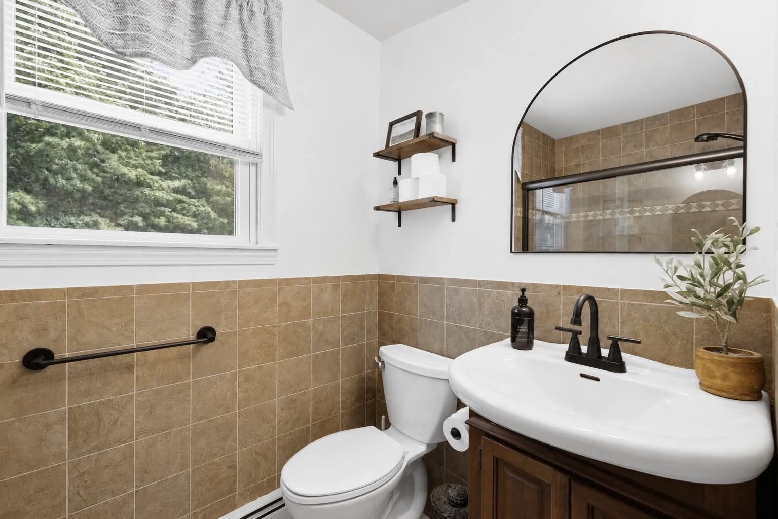 16 Fairview Farm Rd Property Photo 16