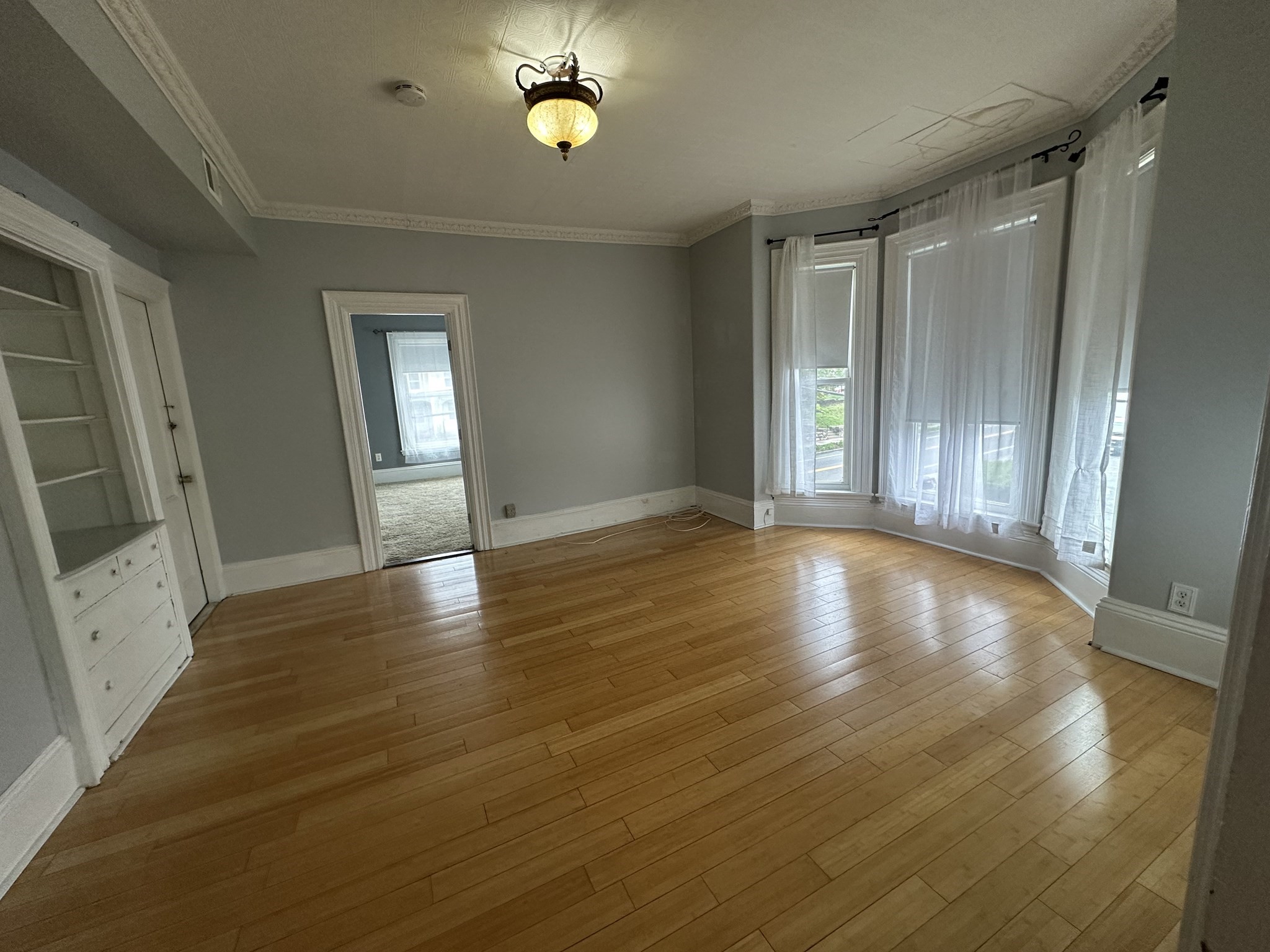 24 N Main St # 2 Property Photo 5