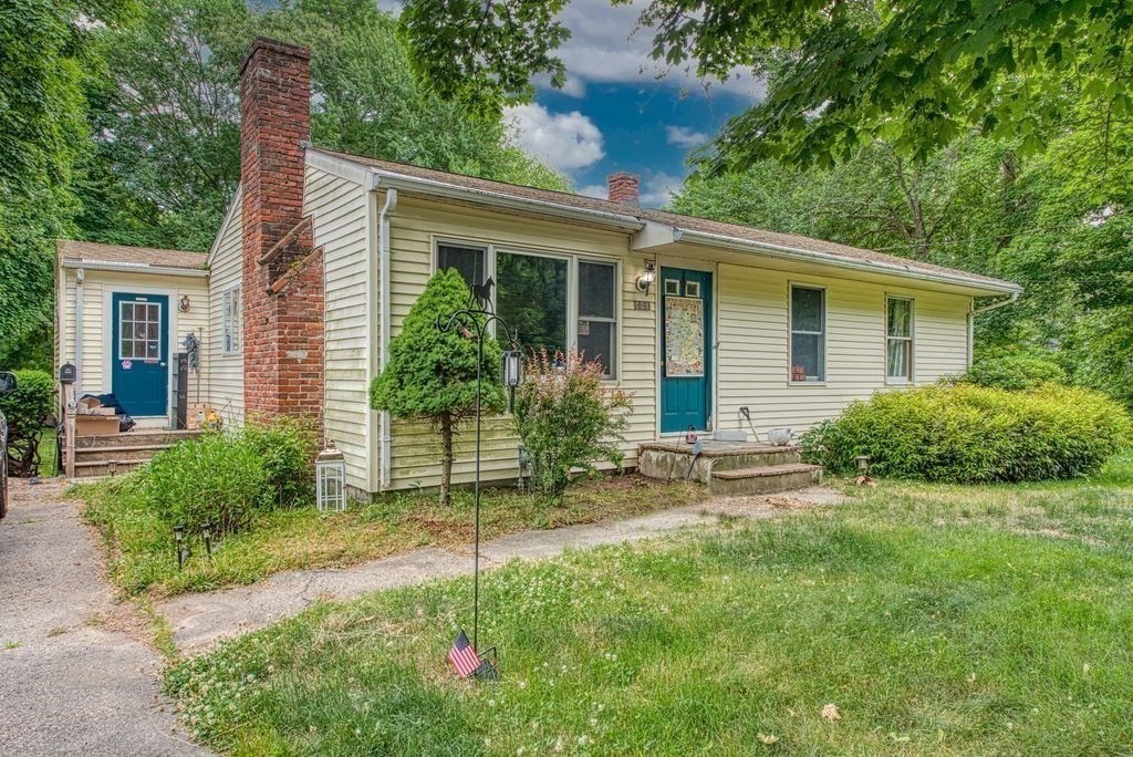 490 North Ave Property Photo 1