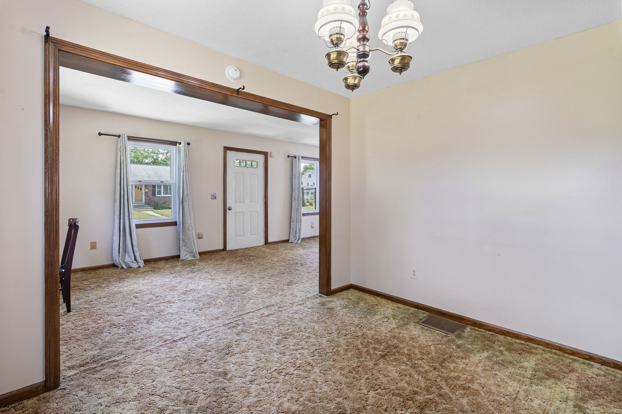 25 Prince Avenue Property Photo 14