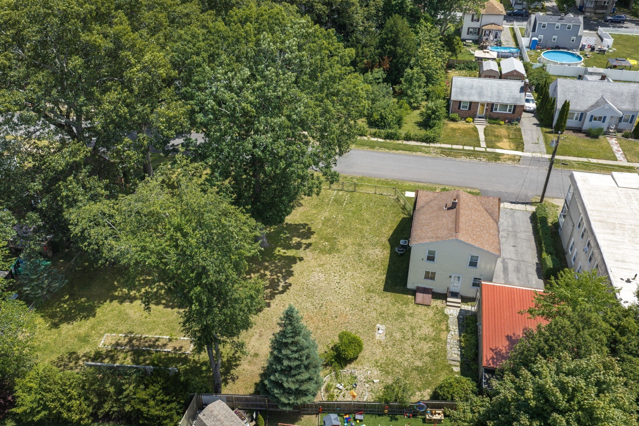 25 Prince Avenue Property Photo 29