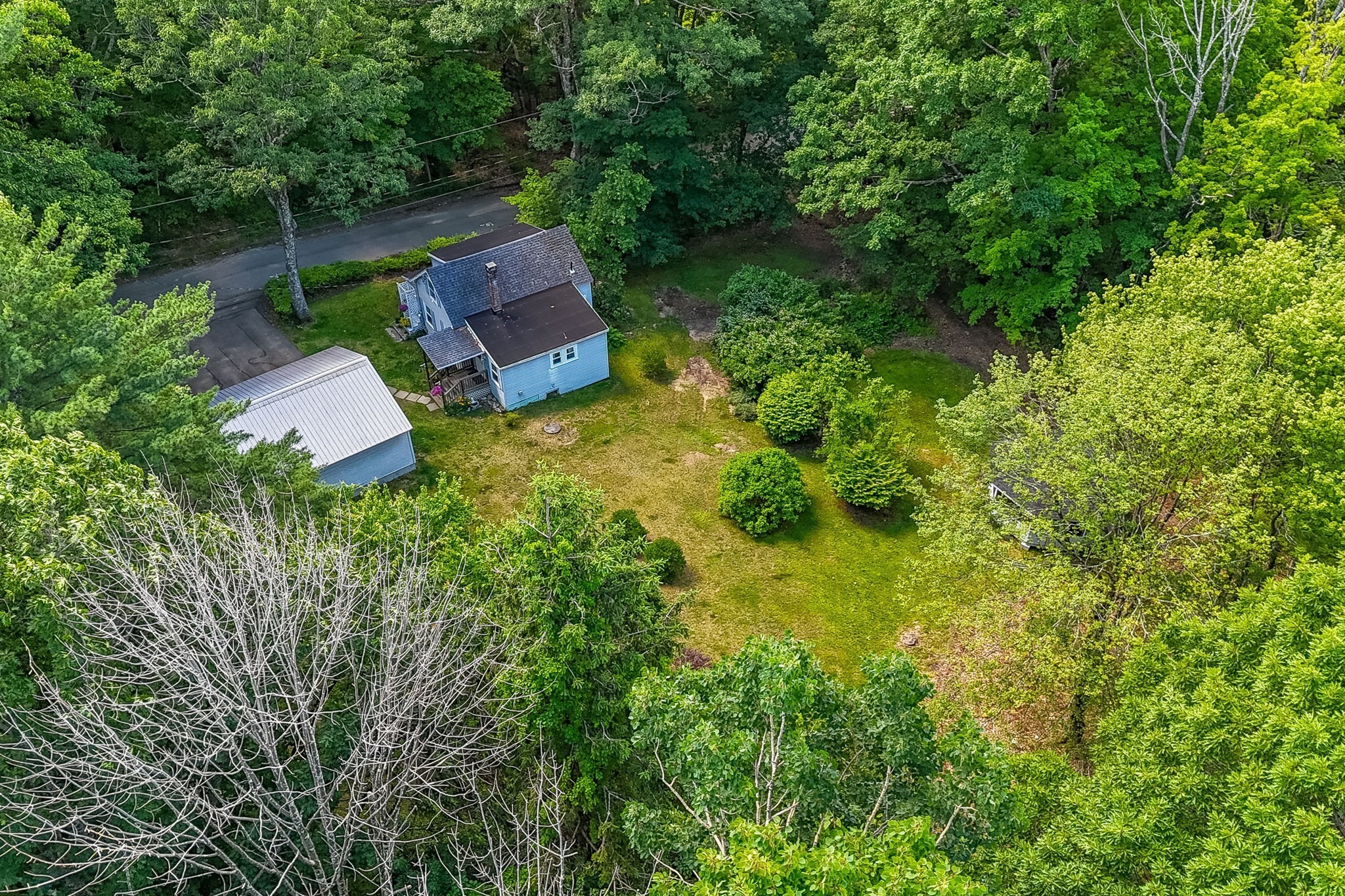 294 North Valley Road Property Photo 10