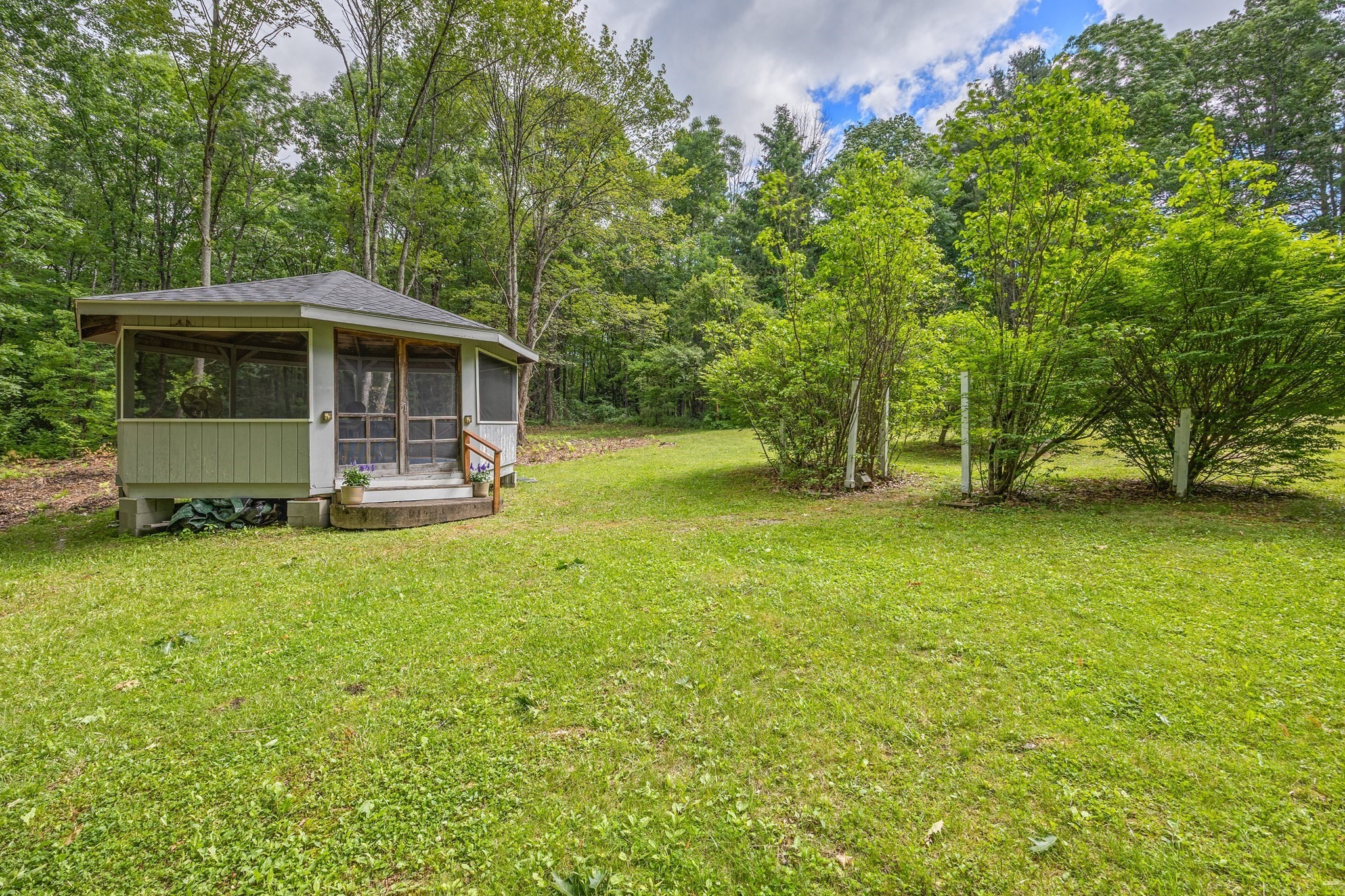 294 North Valley Road Property Photo 21