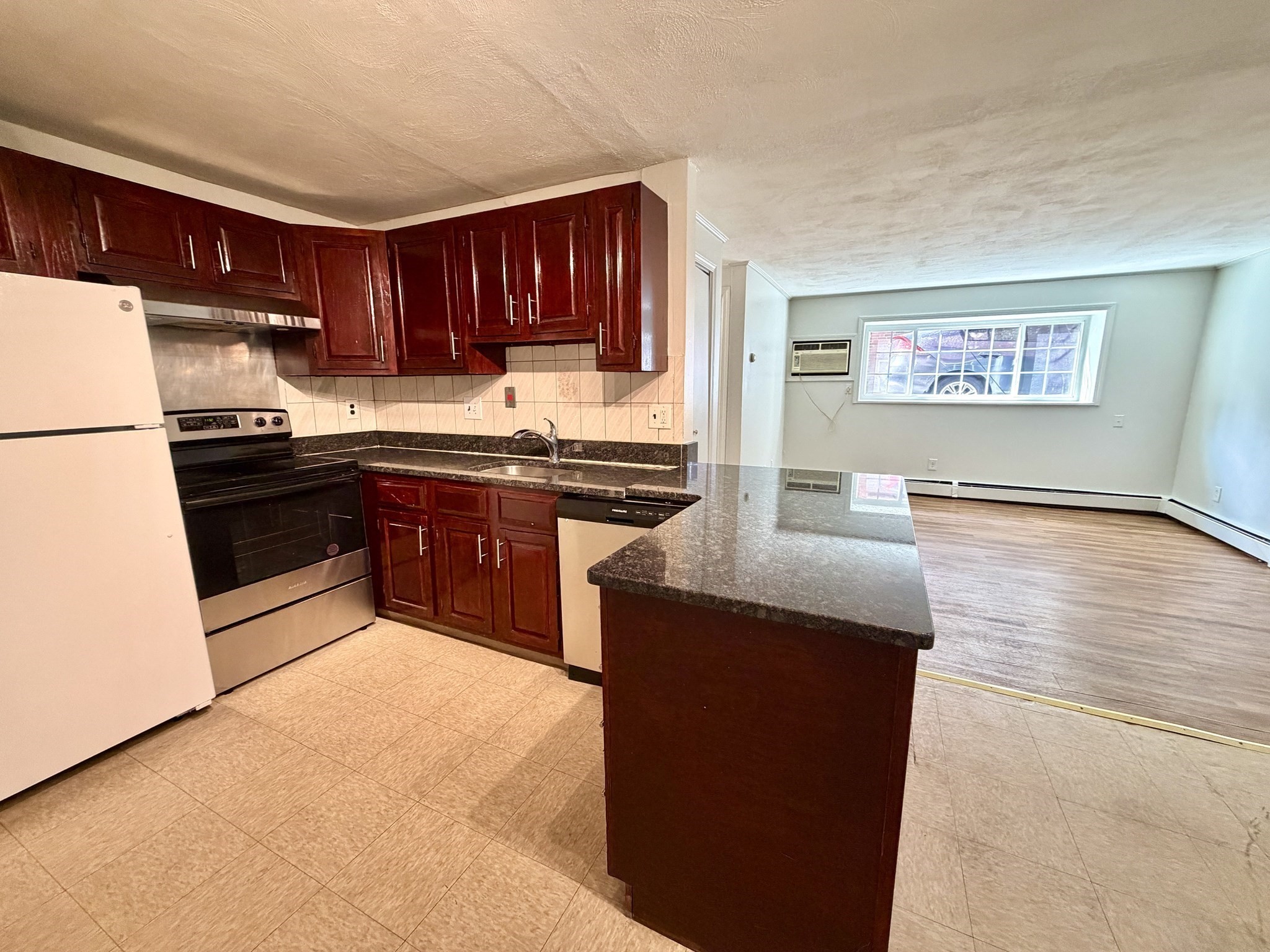 15 Staples Ave # 18 Property Photo 1