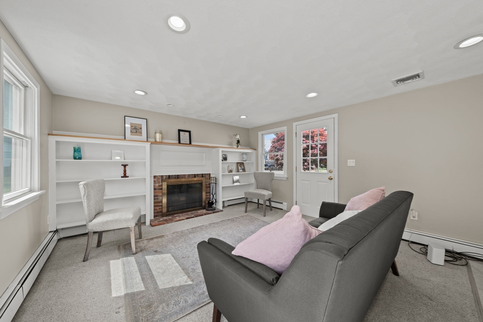 1 Toms Way Property Photo 8