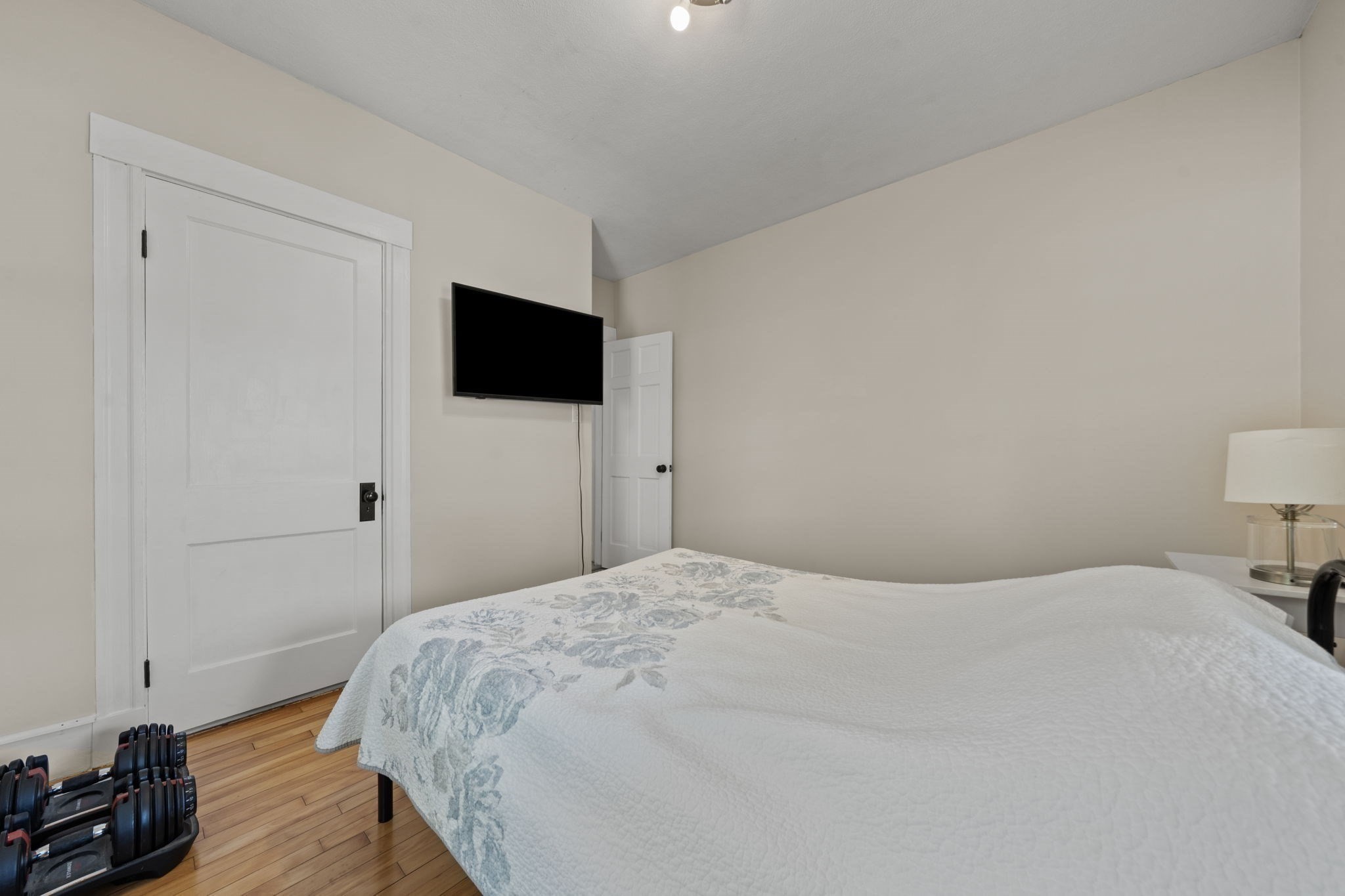 1 Toms Way Property Photo 17