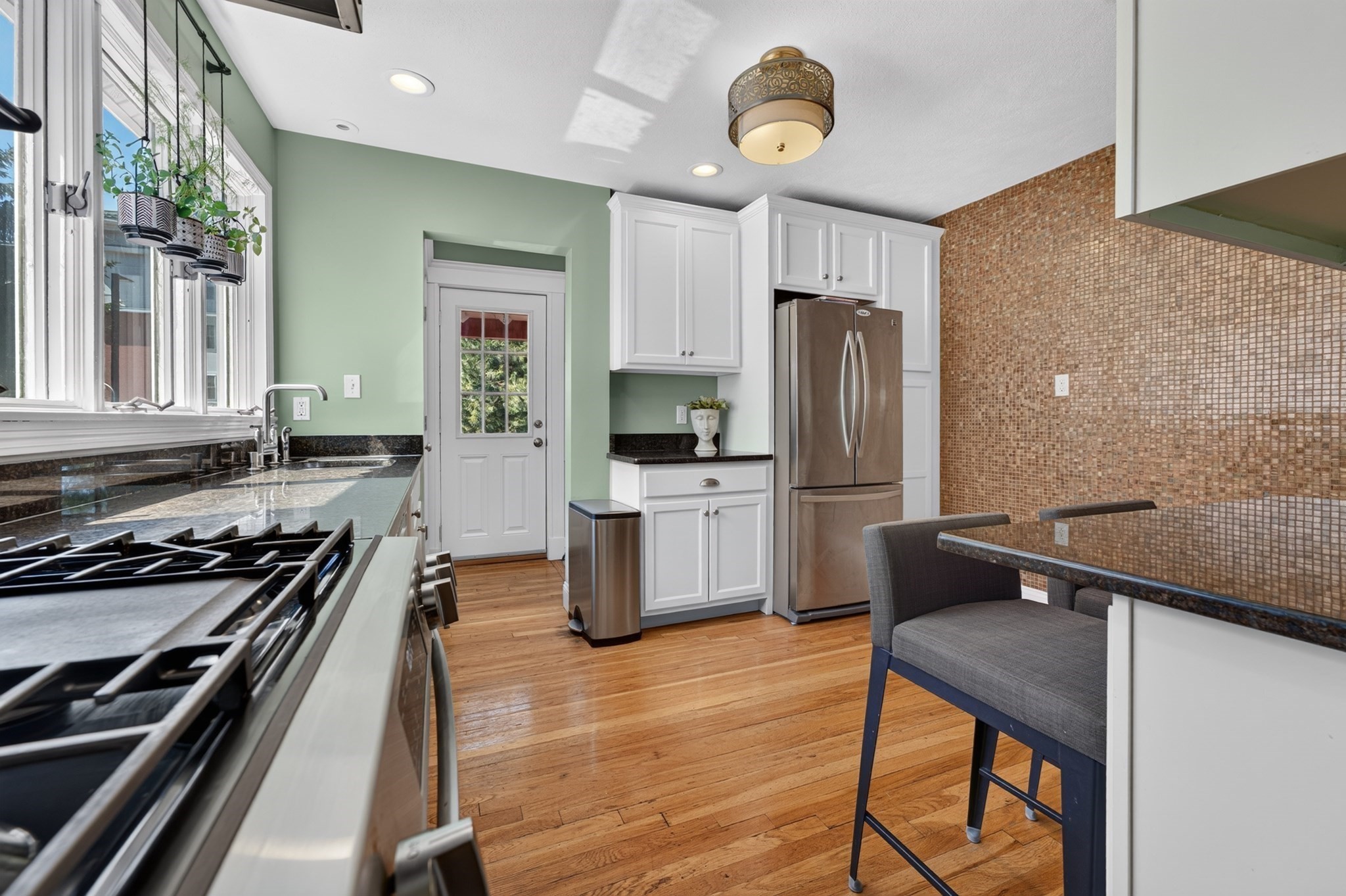 23 Irvington Rd # 2 Property Photo 8