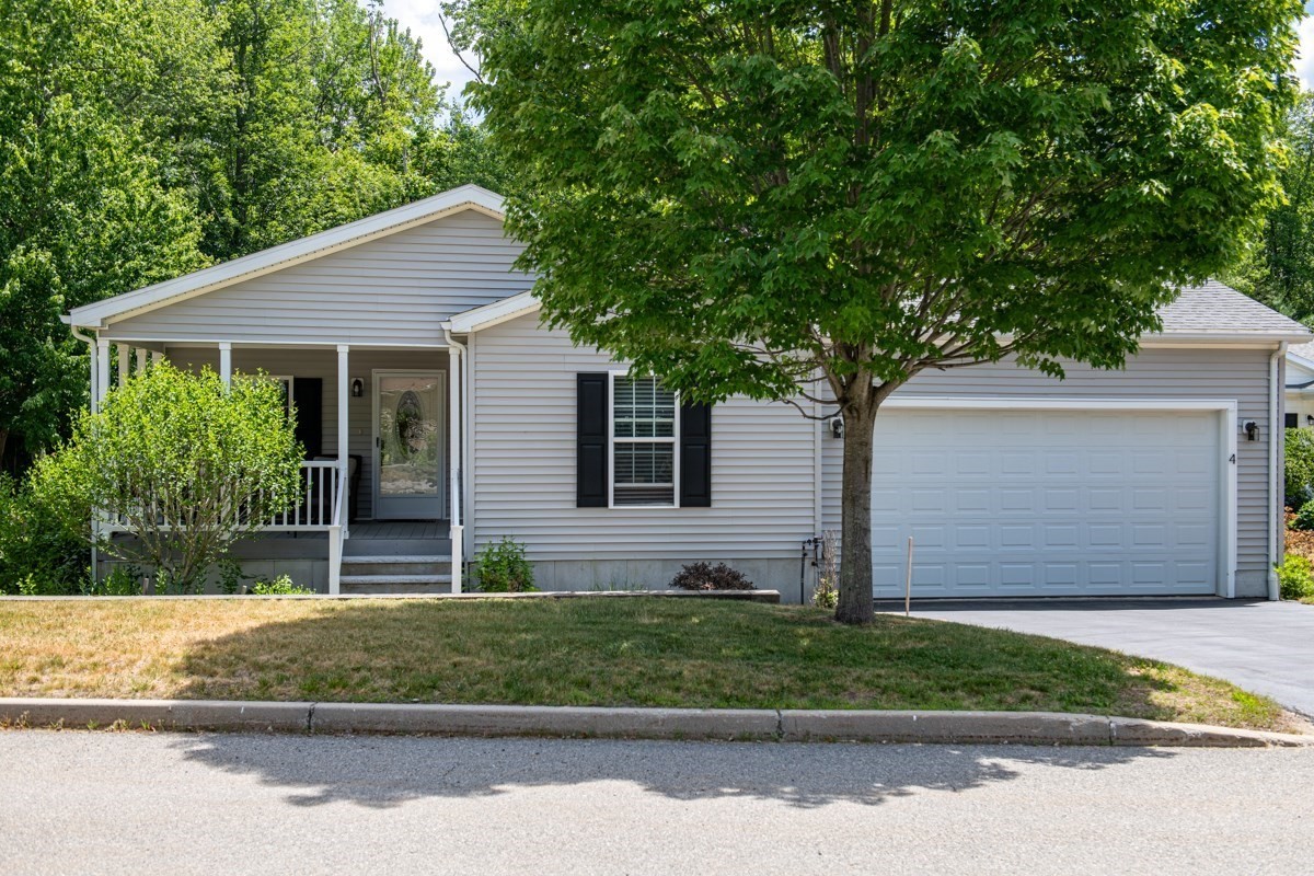 4 Leslie Court Property Photo 1