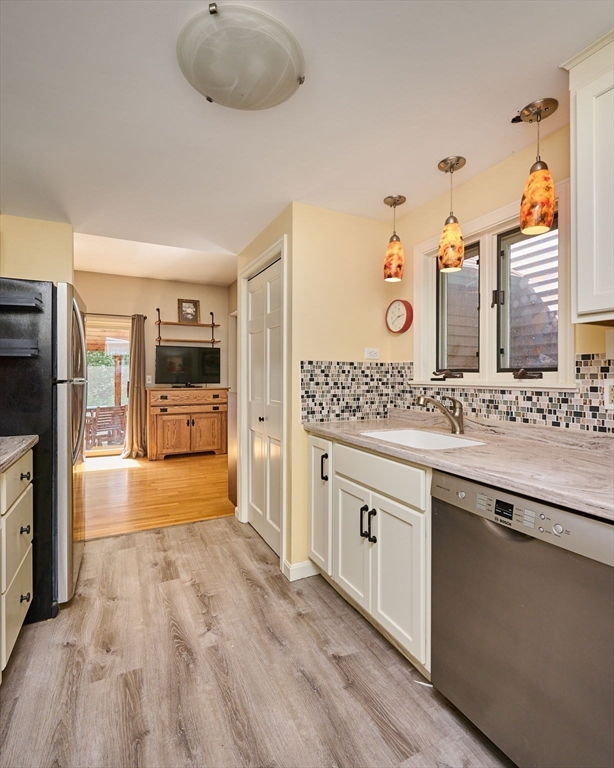 55 Huckle Hill Road Property Photo 8