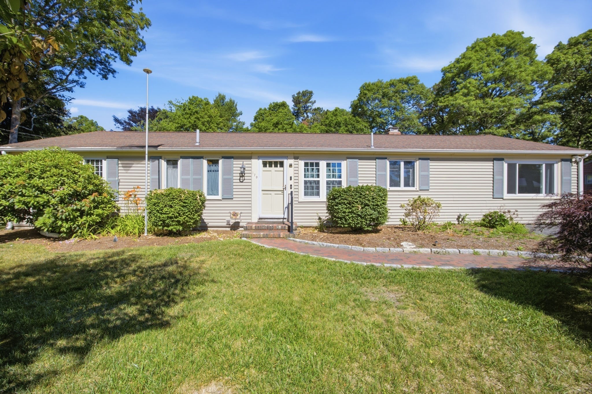 179 Sheaffer Rd Property Photo 1