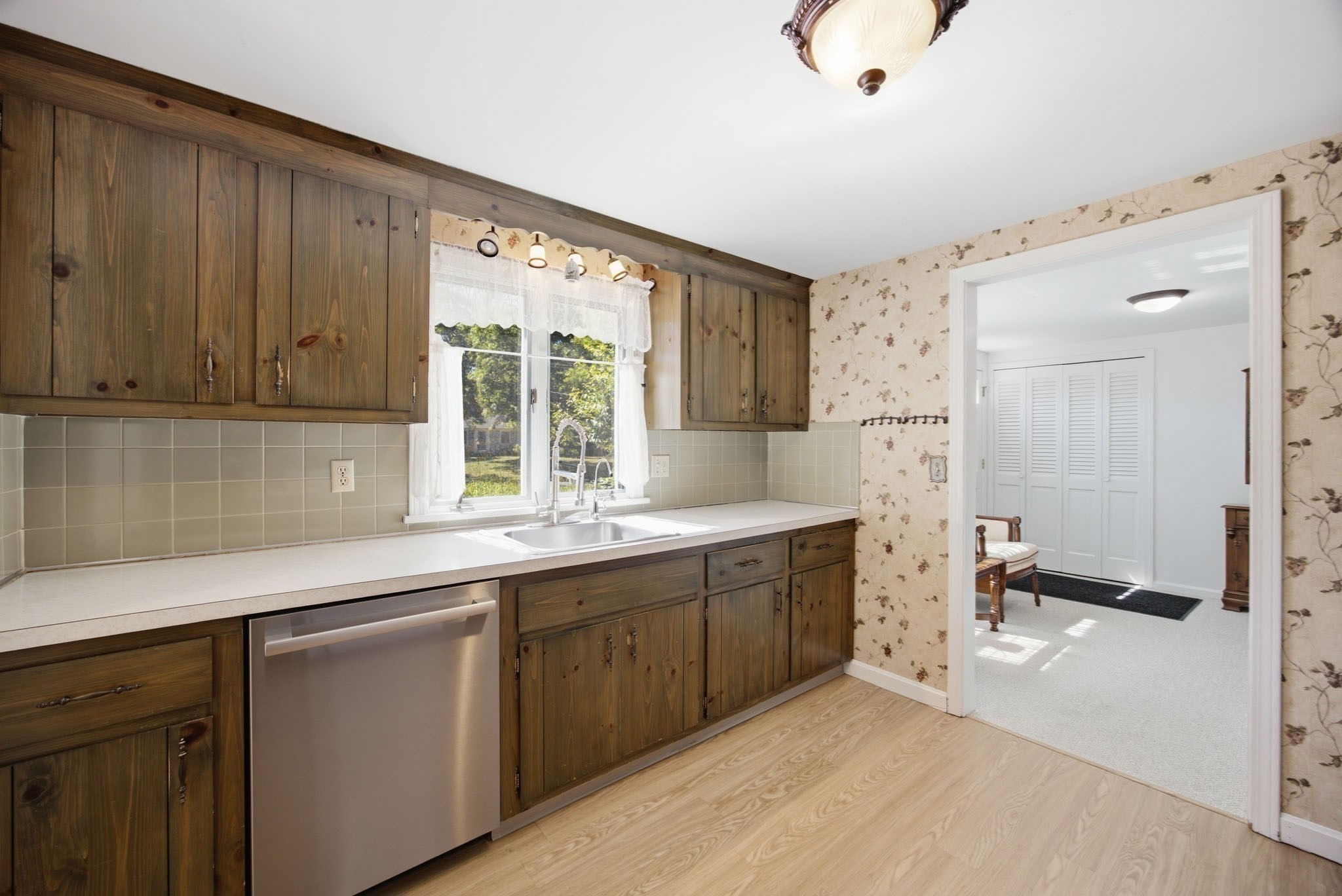 179 Sheaffer Rd Property Photo 17