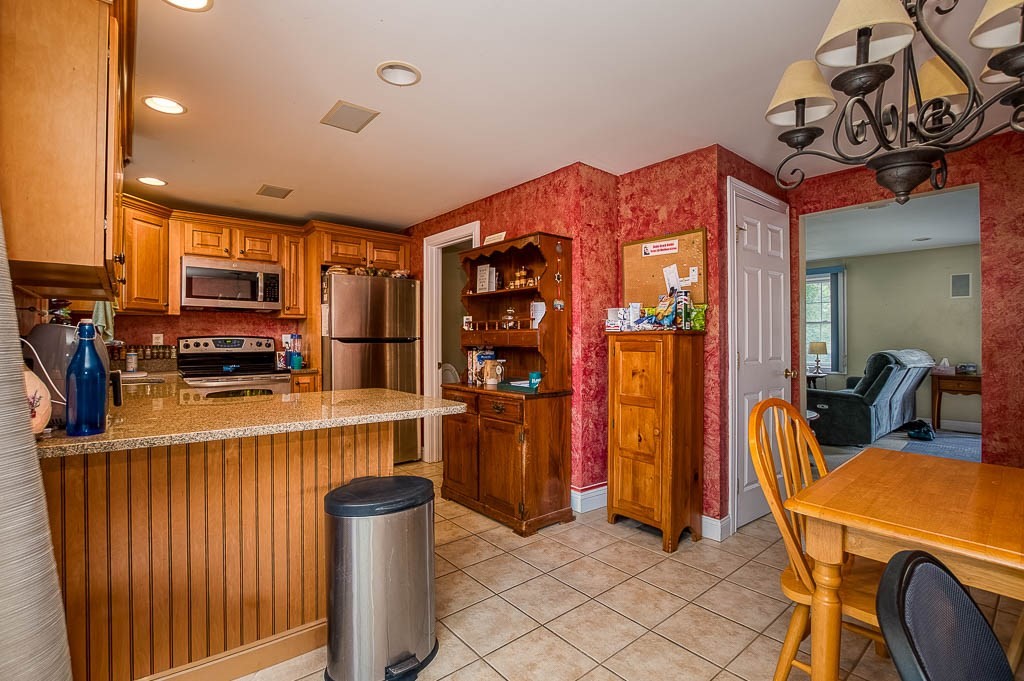 289 Chace Street # B Property Photo 7