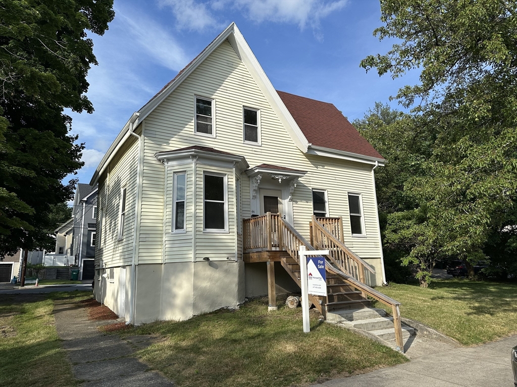 44 Jerome St Property Photo 1