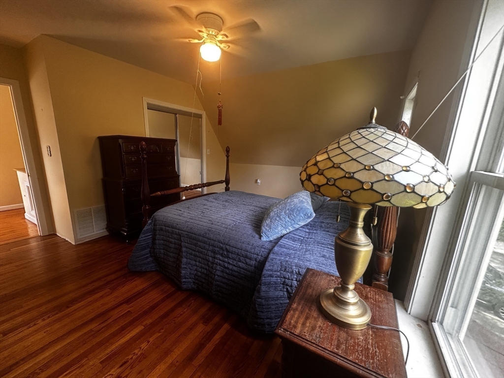 44 Jerome St Property Photo 15