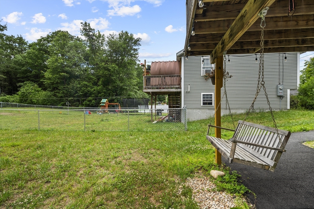 45 Chestnut St Property Photo 8