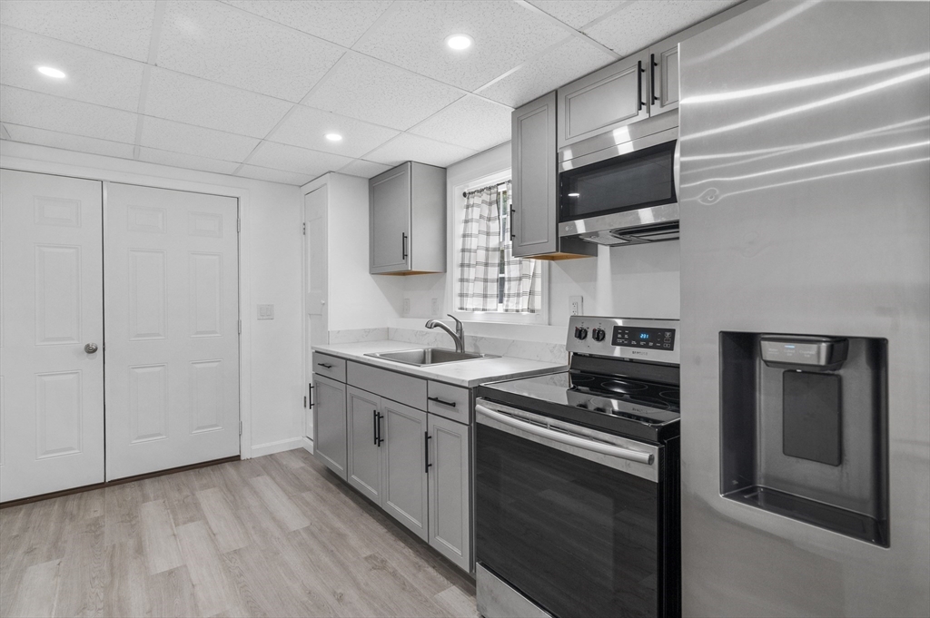 45 Chestnut St Property Photo 11