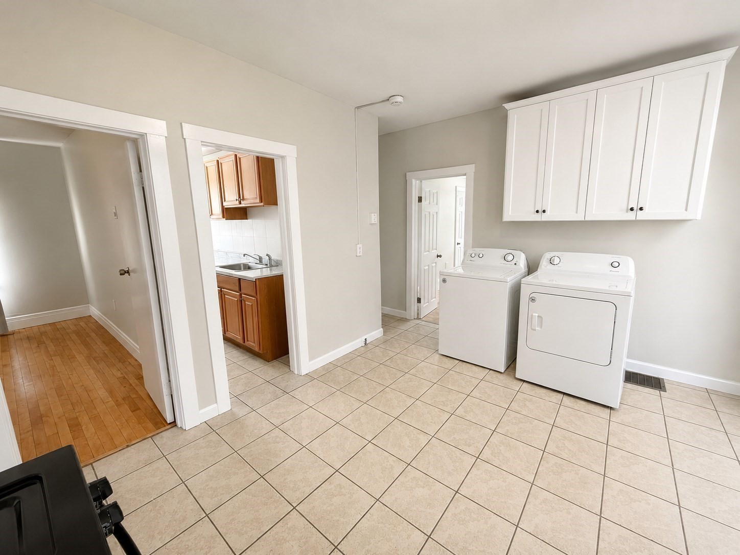 71 Maywood # 1 Property Photo 2