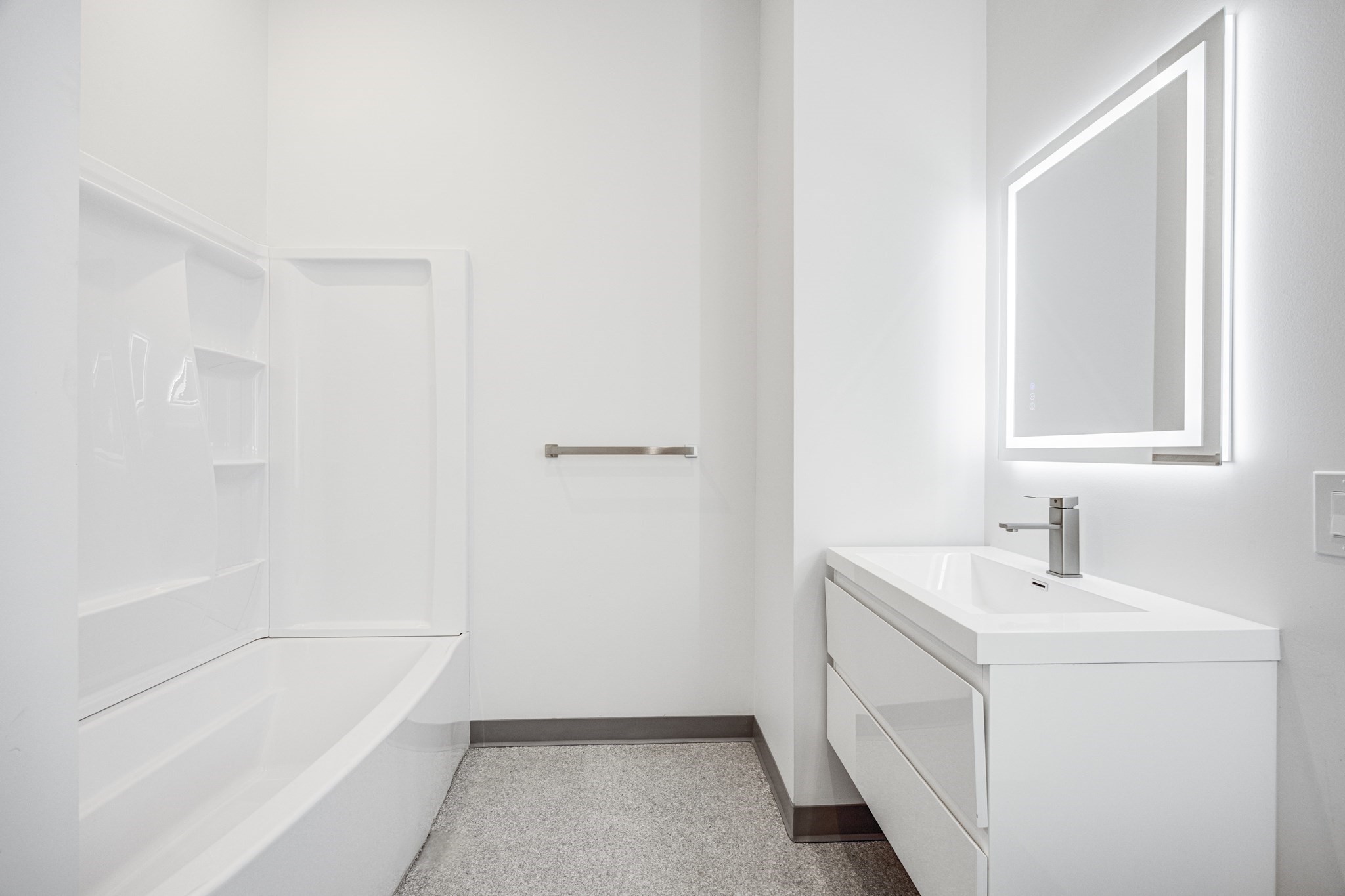 80 Middlesex St # 105 Property Photo 14