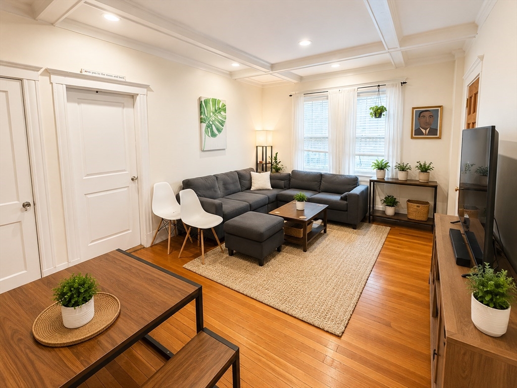1742 Commonwealth Ave # 3 Property Photo 1