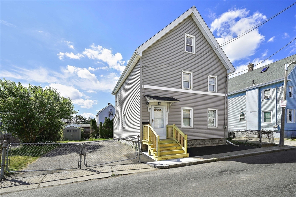 57 Orchardfield St Property Photo 1