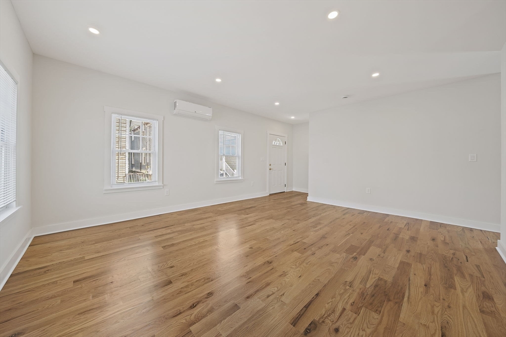 57 Orchardfield St Property Photo 12