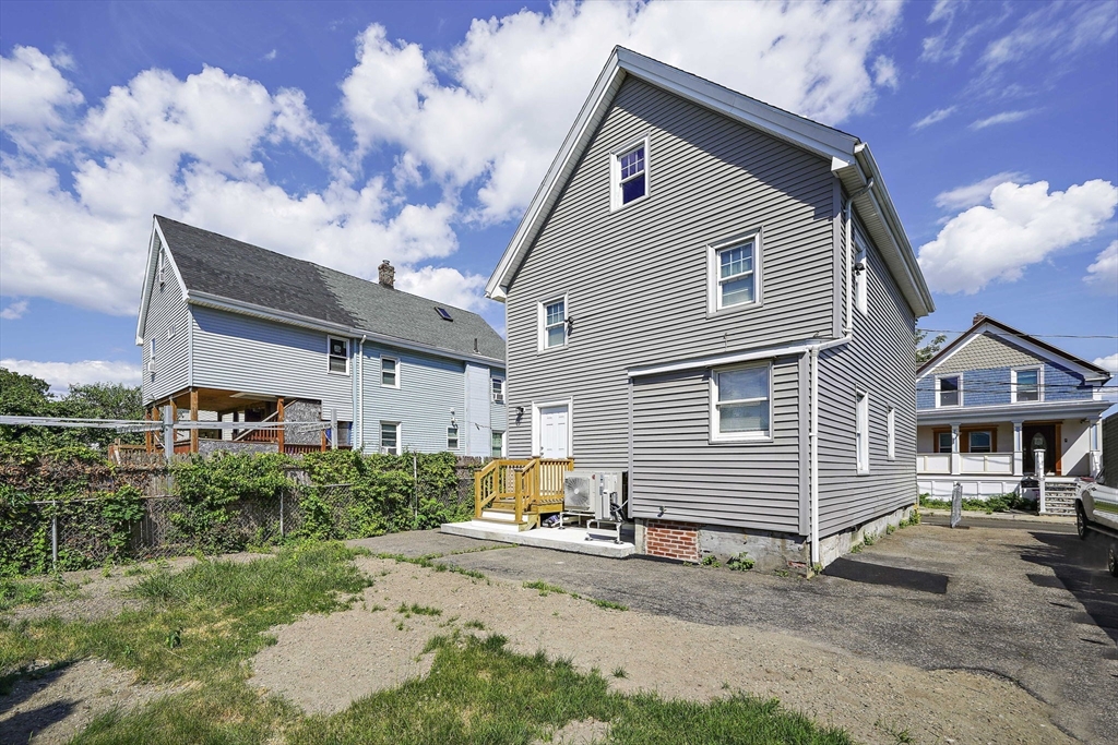 57 Orchardfield St Property Photo 27