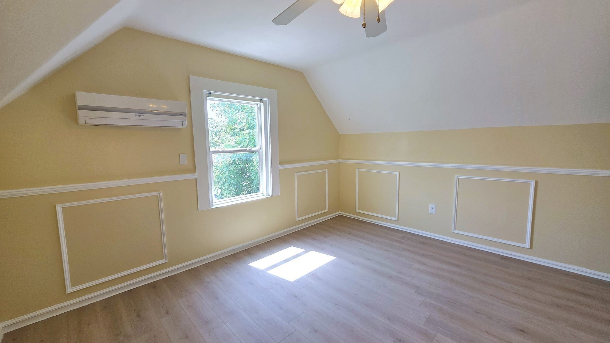 6 Warden St Property Photo 25