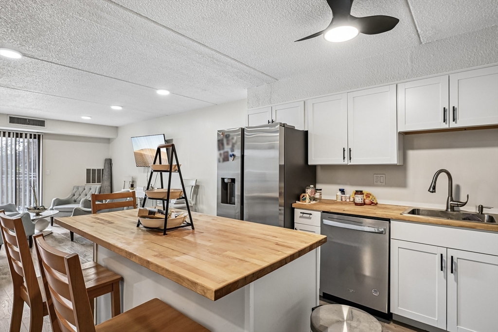 20 Nahant Place # 307 Property Photo 1