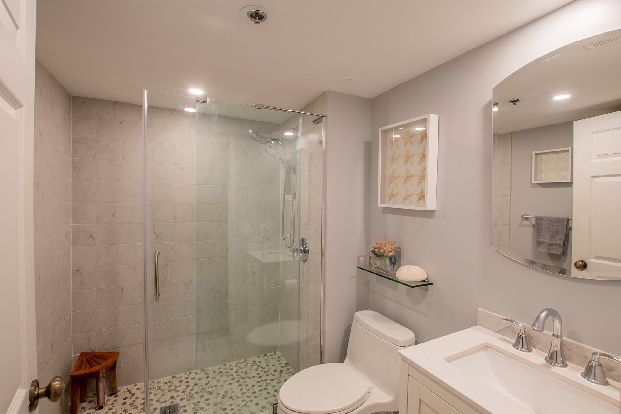 250 Hammond Pond Parkway # 102n Property Photo 6