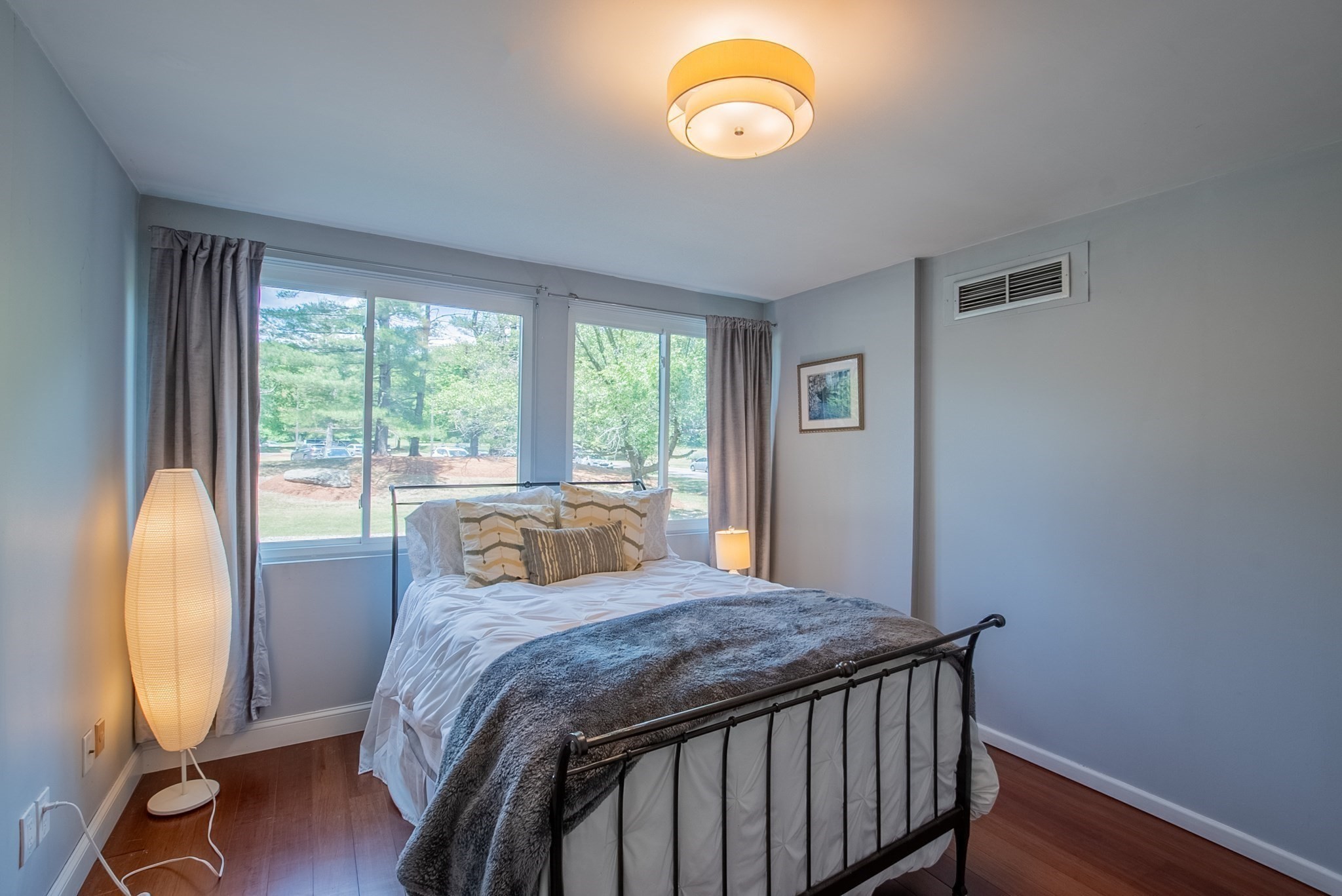 250 Hammond Pond Parkway # 102n Property Photo 7