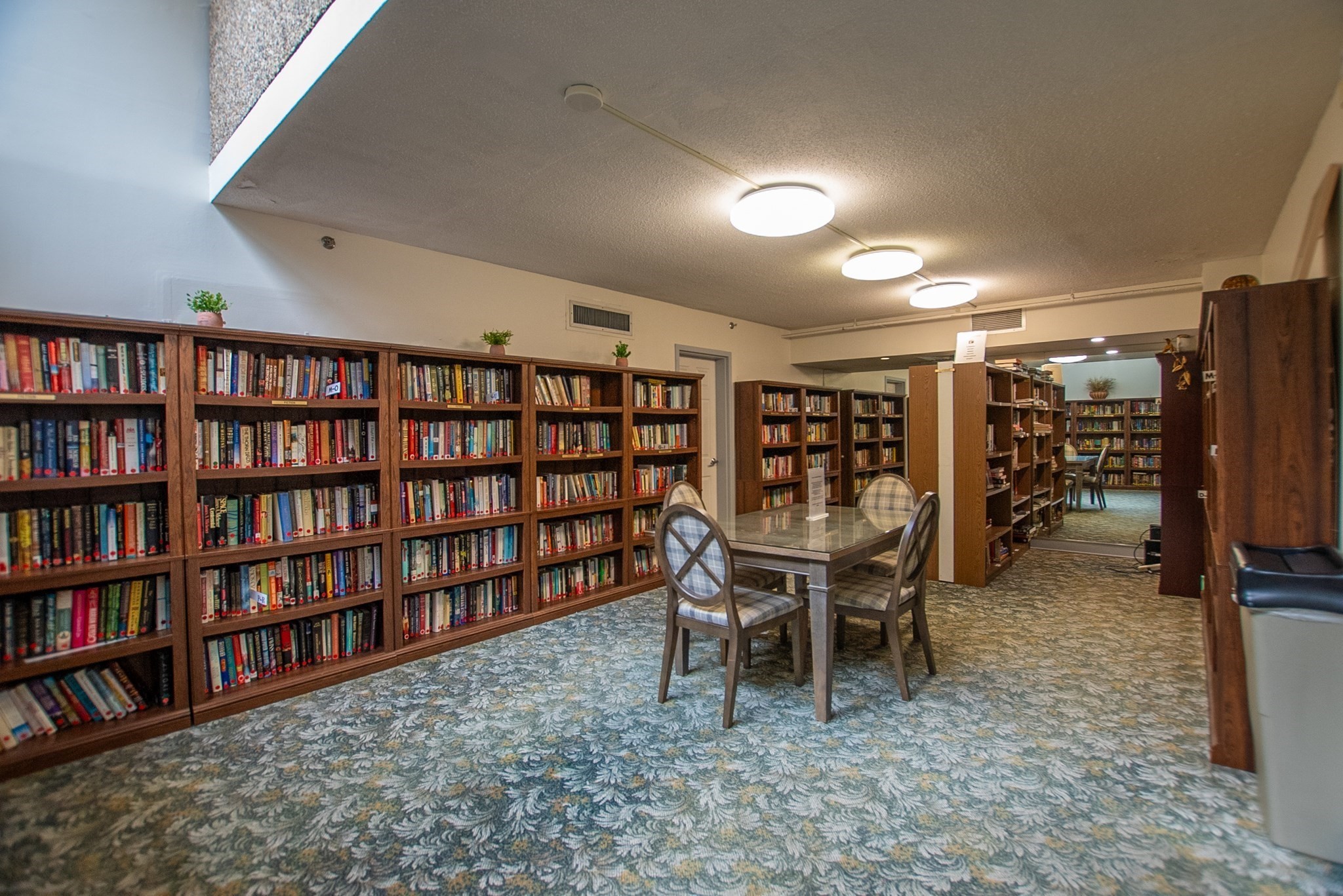 250 Hammond Pond Parkway # 102n Property Photo 31
