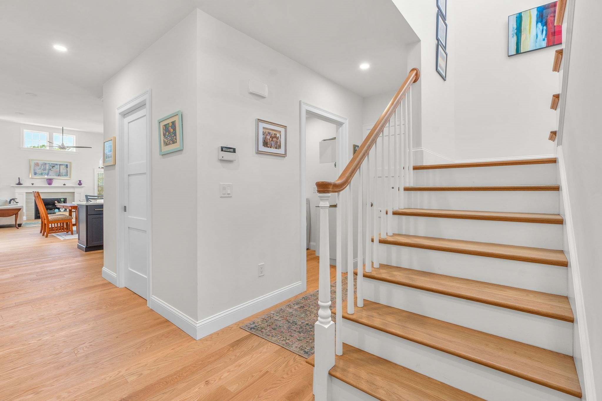 77 Cobblestone Circle Property Photo 5