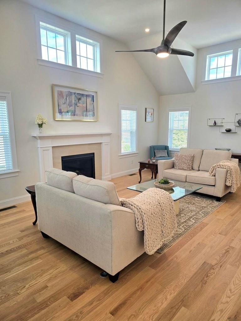 77 Cobblestone Circle Property Photo 9