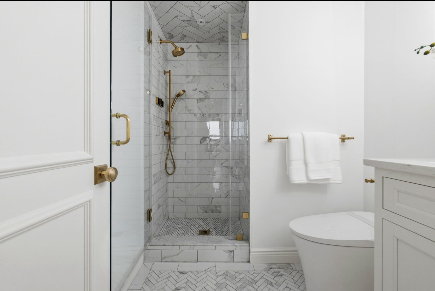 220 Boylston # 1004 Property Photo 15
